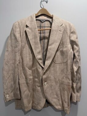 Brooks Brothers Beige Herringbone Sport Coat
